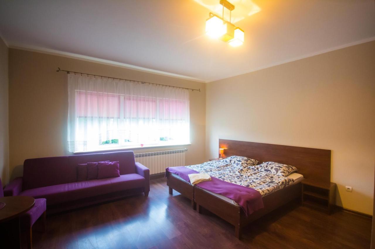 Hostel Soleil คุตโน ภายนอก รูปภาพ